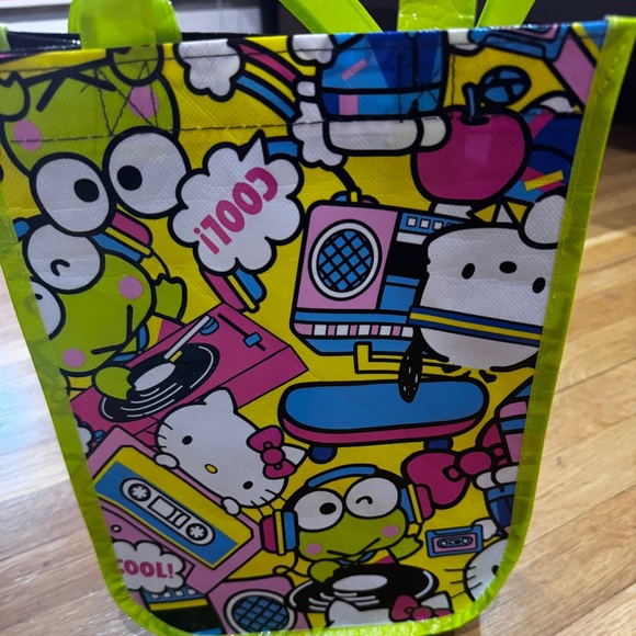Hello Kitty Handbags - NEW HELLO KITTY X ZUMBA NOVELTY BAG